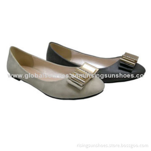 Women's flat casual shoes, round toe ballerinas with patent PU upper